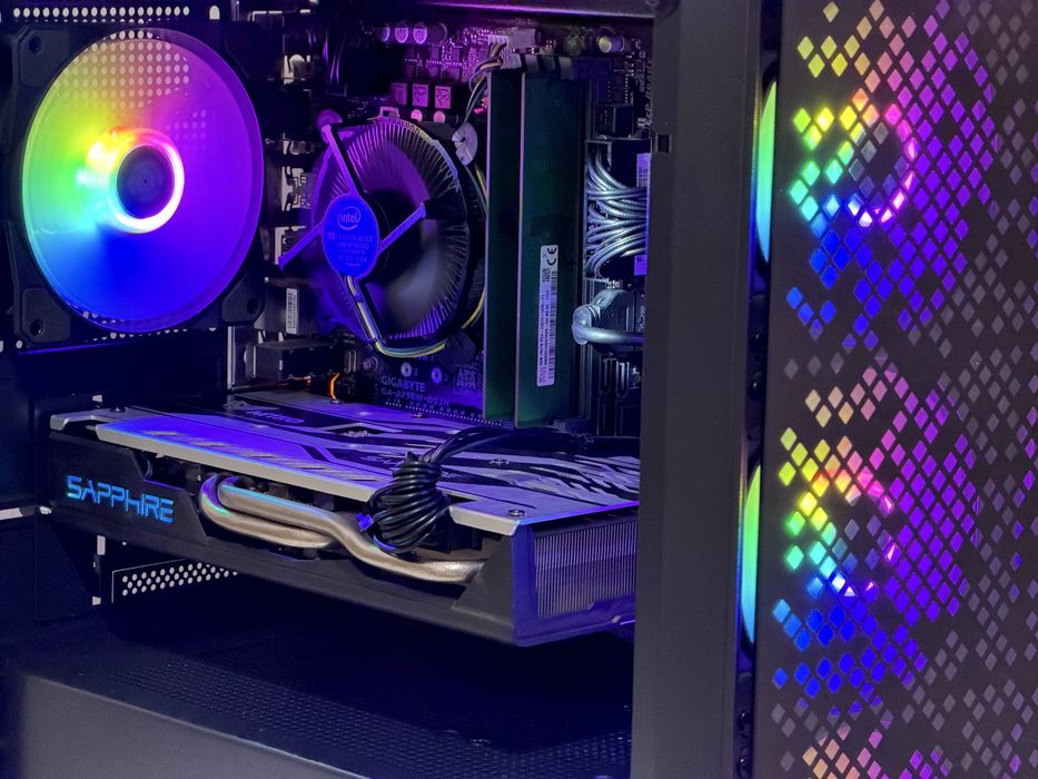 Геймърски компютър i5-7500 ,RX570 ,8GB