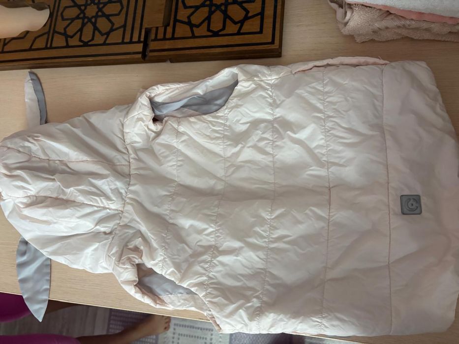 Безрукавка.