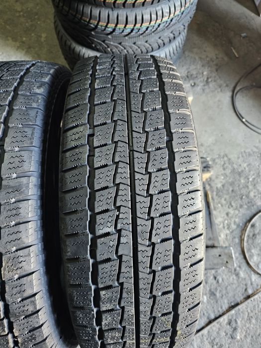 2 anvelope iarna 215 65 16C Hankook