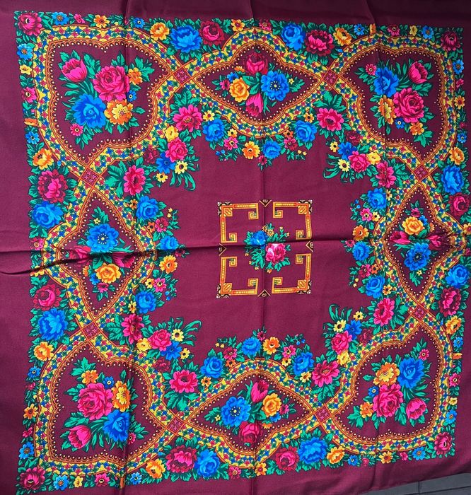 Традиционна Кърпа /Забрадка !