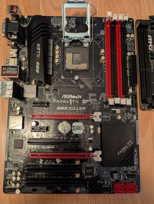 Placa de baza Asrock B85 Killer Fatality B85I Gaming MSI defecte
