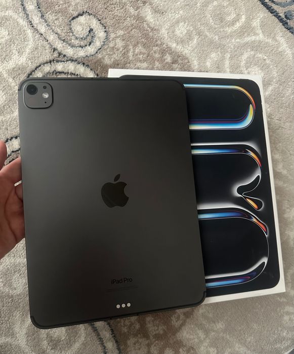 iPad Pro 11” M4, 256 GB, Wi-Fi, Space Black.