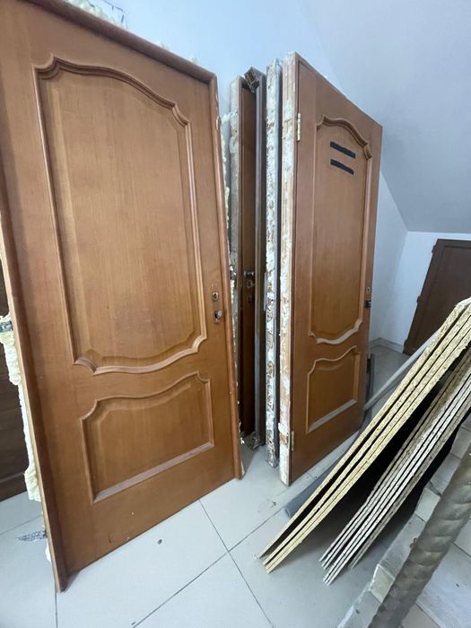 Продам срочно двери межкомнатные