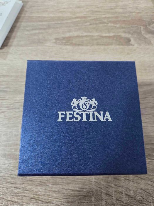 Festina F20631 2години гаранция