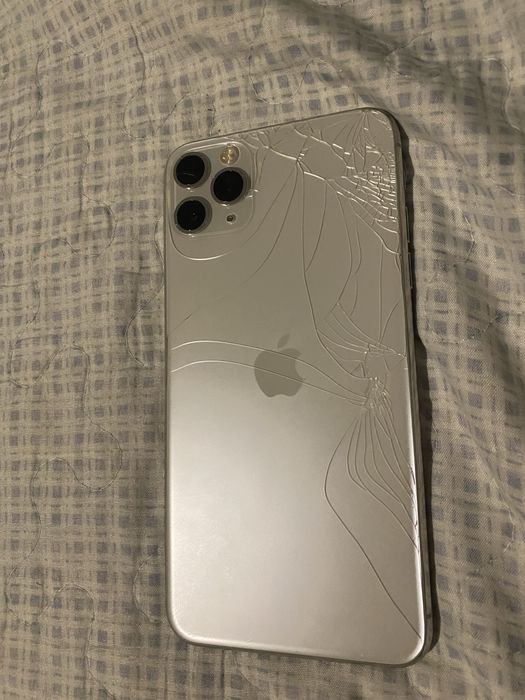 iphone 11 pro max 256gd+ Apple watch series 3 38mm