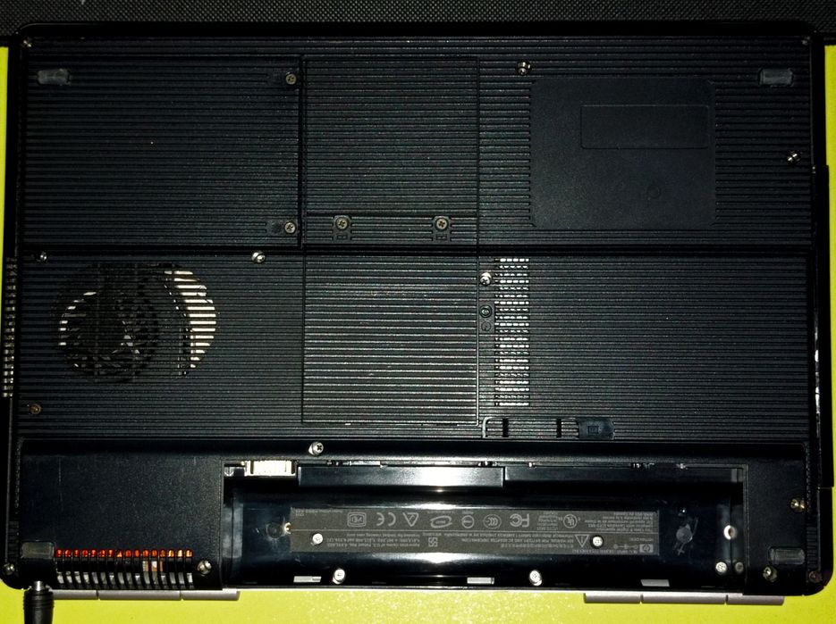Ноутбук Compaq V 2000