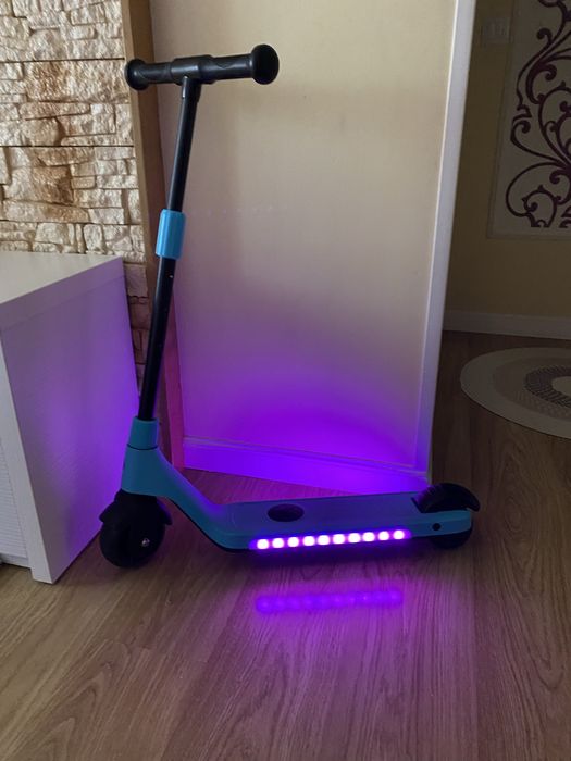 Trotineta electrica copii