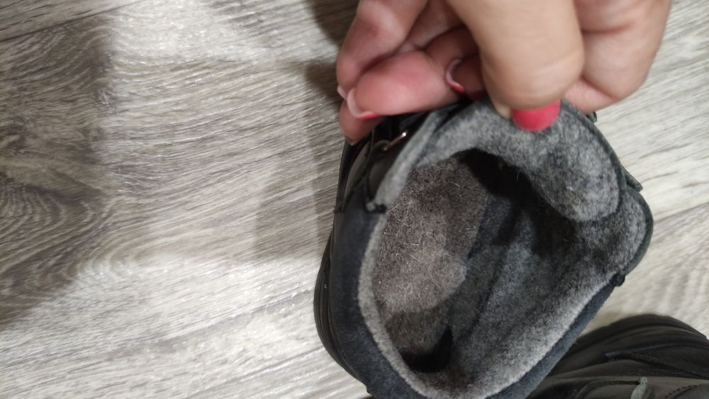 Продам ботинки сапоги 32р