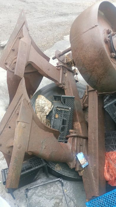 Плуг 2х корпусной