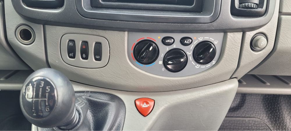 Opel Vivaro 2013 euro 5 2.0cdti