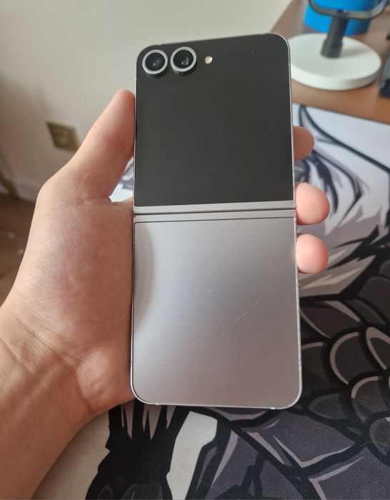 Samsung flip 6 12/256
