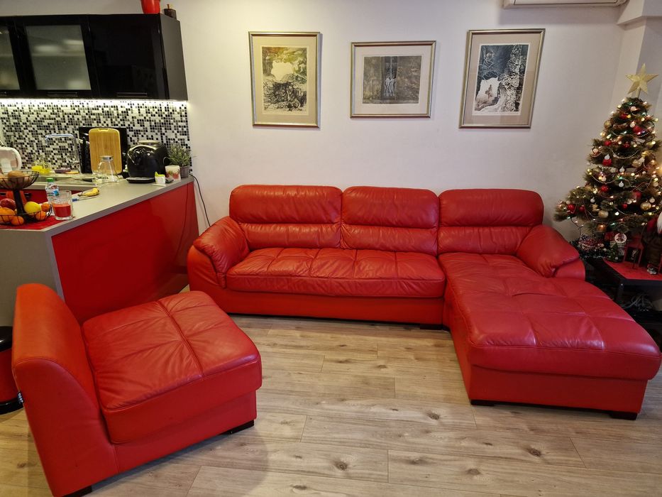 Диван от естествена кожа