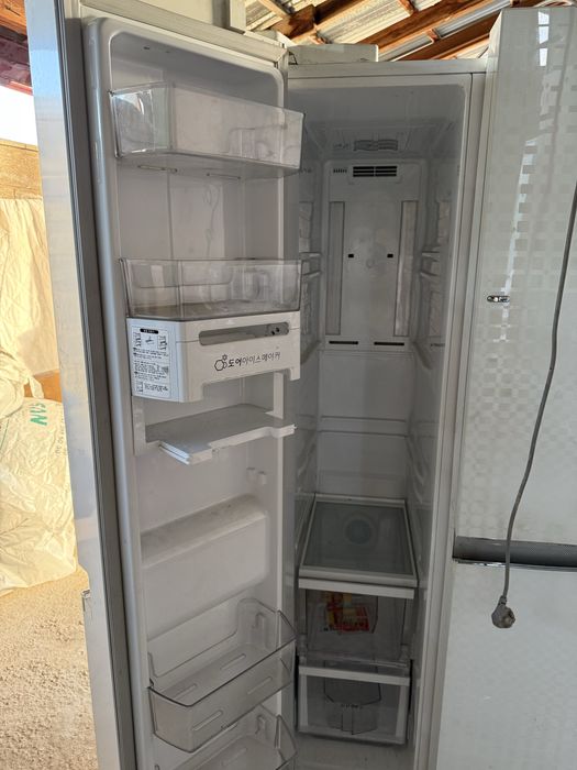 Холодильник с корее
