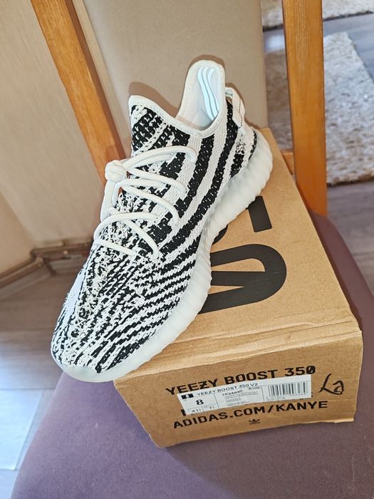 Adidas yeezy boost 350 v2 zebra