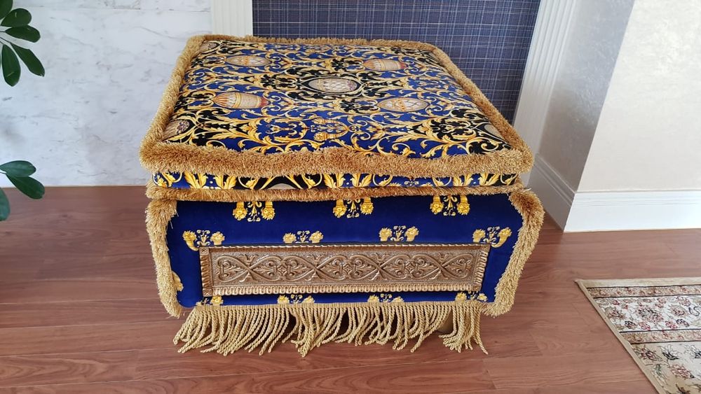 Мебель для гостиной диваны