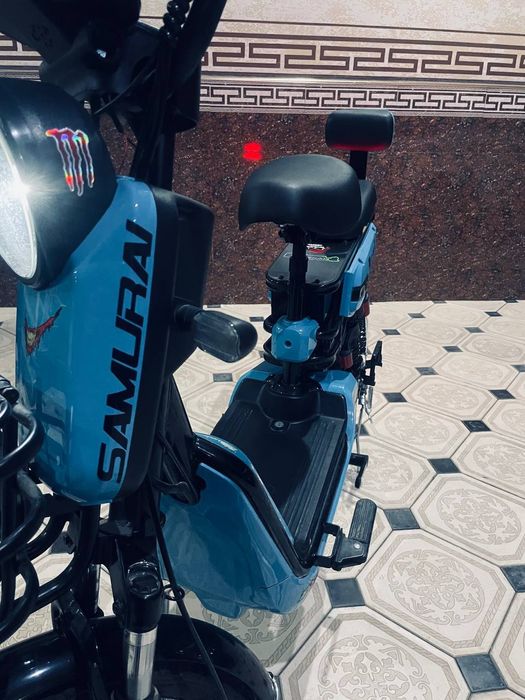 Электроскутер сатылады