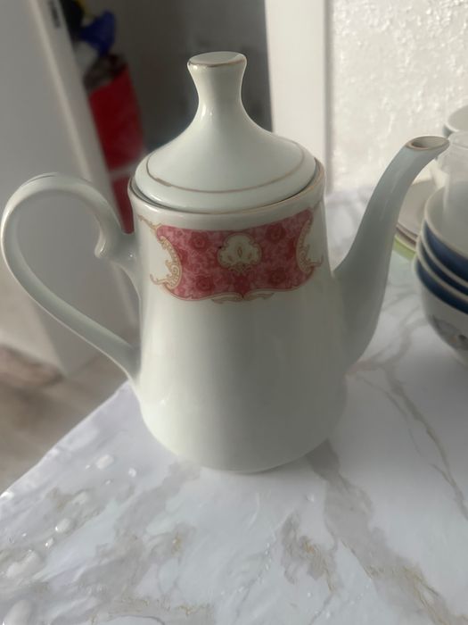 Продам чайники новые