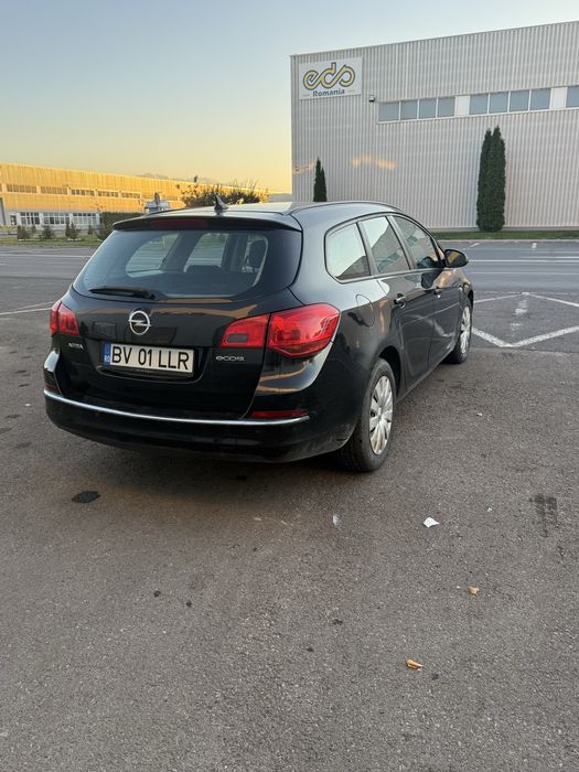 Vand Opel Astra ecoflex din 2013
