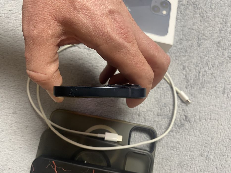 ⁉️ vand iphone 13