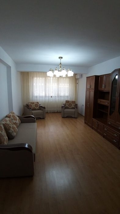 2 camere cu 2 bai