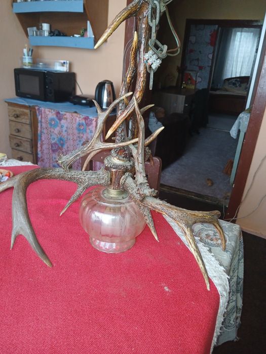 Candelariu din coarne de cerb