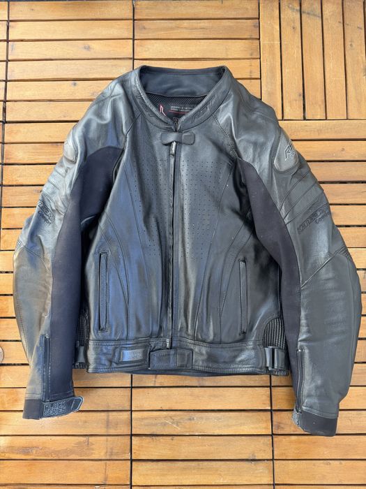 Мото екипировка - екип, каска, ръкавици, ботуши и яке