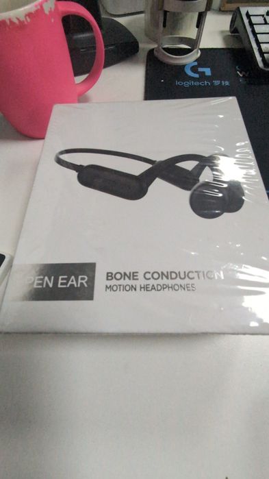 Наушники с костной проводимостью