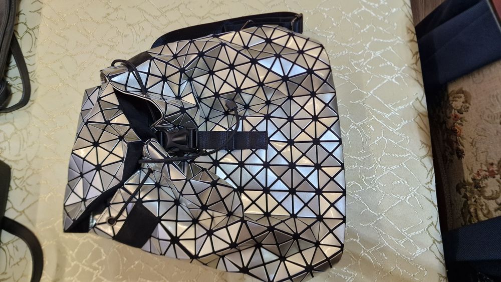 Posete dama, diferite firme