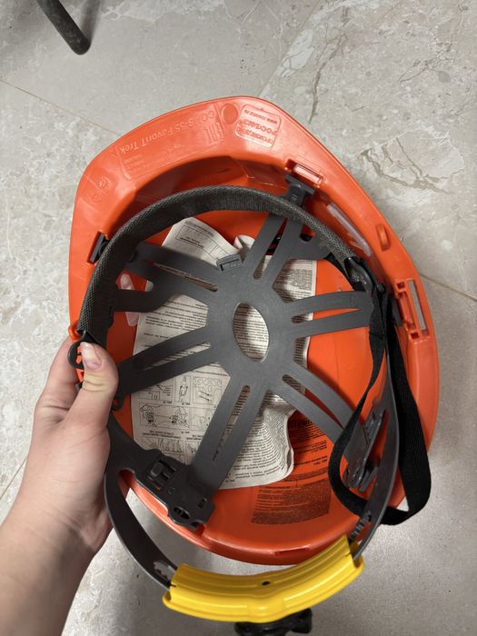 Каска строительная