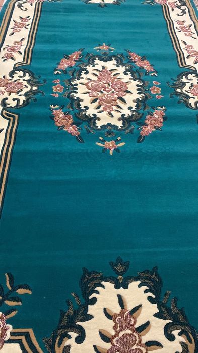 Продаю ковер новый 2×4размер