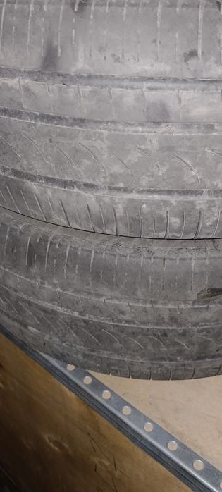 Продам резину не дорого.