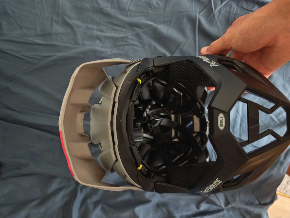 Bell Super Air Gri-Cască Enduro/Trail, stare excelentă