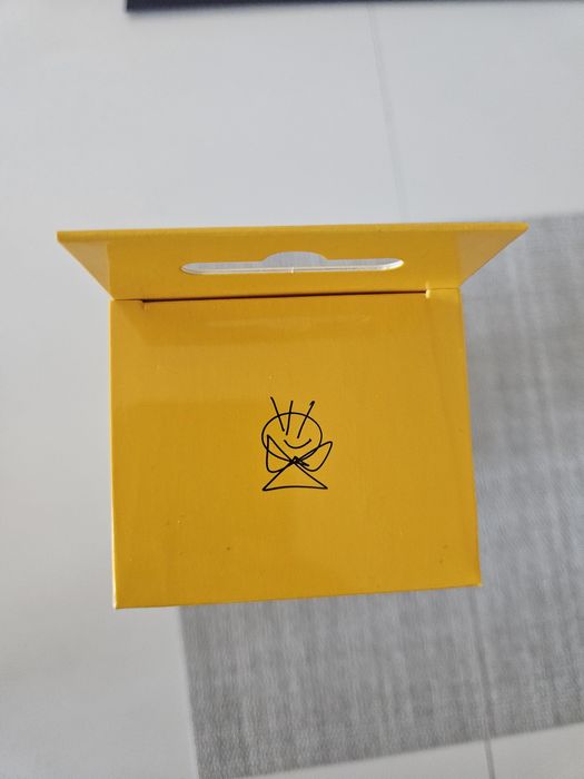 Kendama Krom Pop LOL sticky lucios galben, nou (curier)