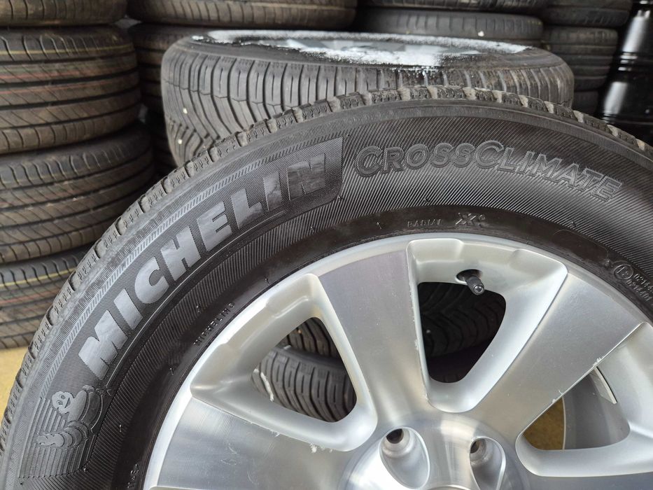 4 ROTI Jante + Anvelope 4Seasons ALLSEASONS - 215/65/16 - 5x112 - OEM VW TIGUAN / AUDI Q3 - Michelin CrossClimate