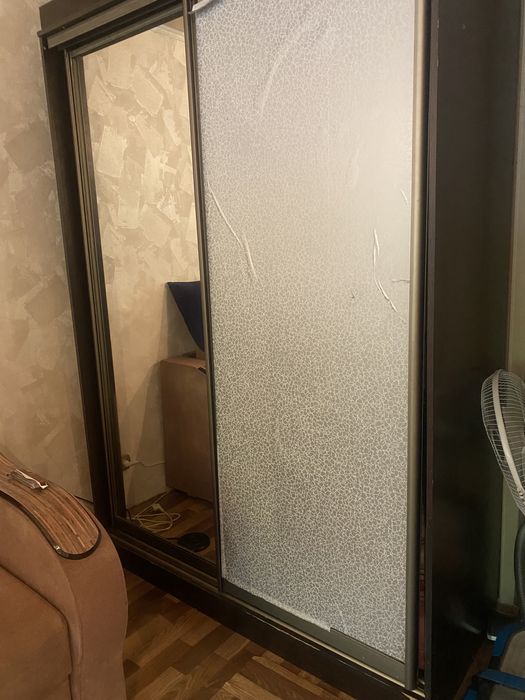 Продам шкаф купе