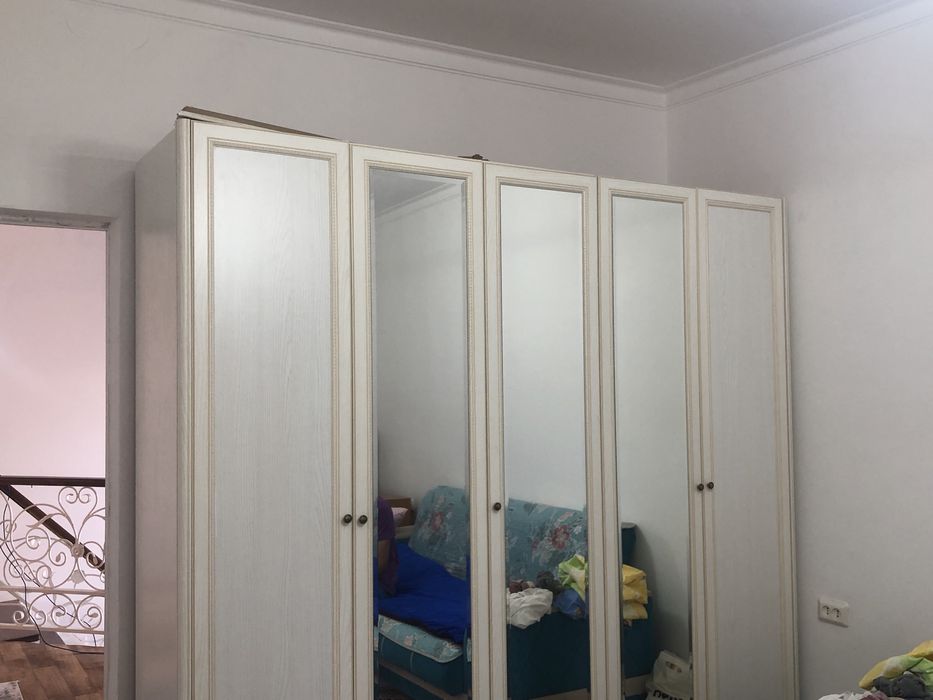СРОЧНО продаю шкаф