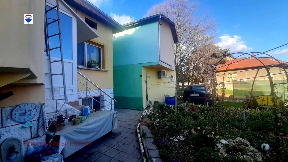 Продава се Къща в Две могили - 120 кв.м за 821 €/кв.м - Снимка #2