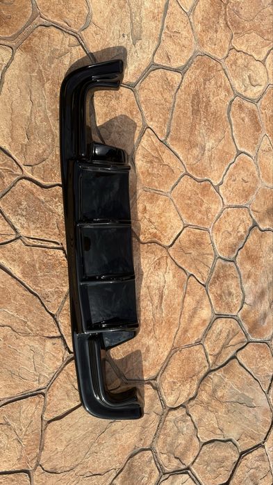 Difuzor evacuare ornament cu nervuri BMW E60 E61