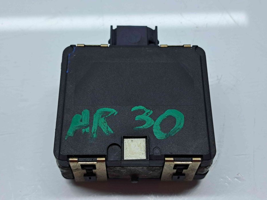 Senzor radar distronic Volkswagen Passat B8 Variant (3G5) [Fabr 2015-