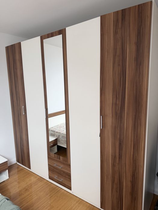 Dormitoare in stare buna