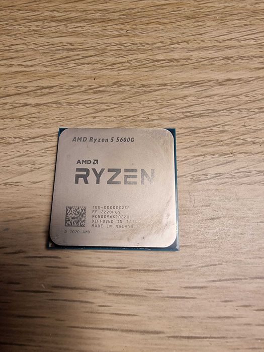 AMD Ryzen 5 5600G tray stare excelenta