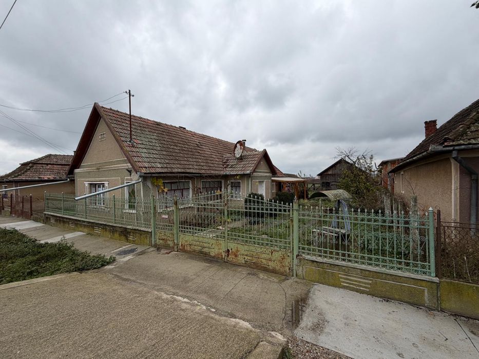 Casa de vanzare Santau