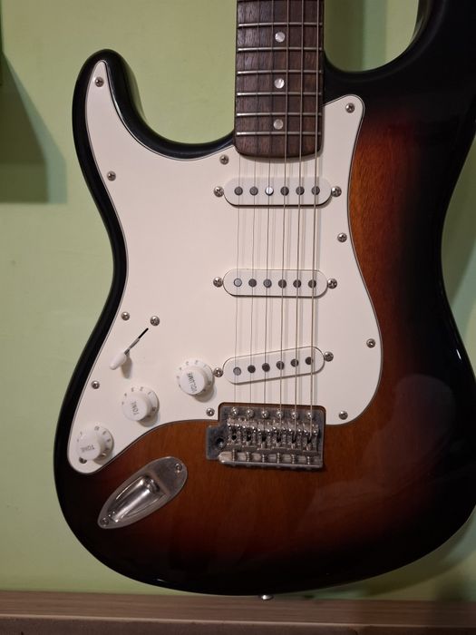 Chitara electrica Squier classic vibe 60's stangaci