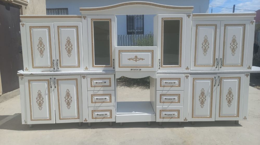 Продам кухонный гарнитур - 80 000 тг.