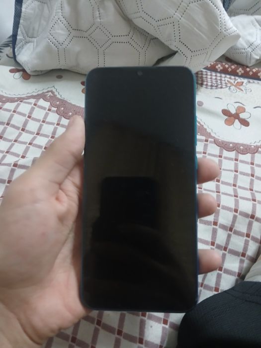 Продам телефон редми