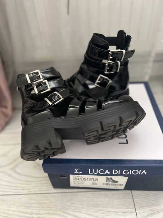 Ghete dama piele lacuita, marimea 36