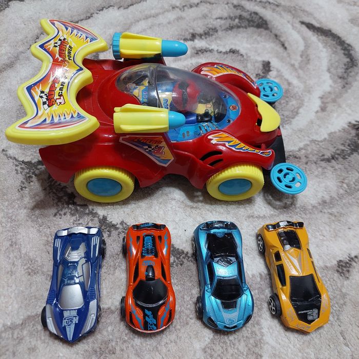 Продам   машинки