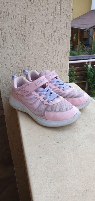 Skechers fete nr 37