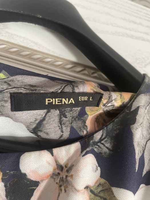 Продам платья в отличном состоянии