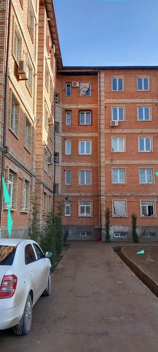 Уй сотилади 1 хонали 36 квадрат гулбахорда 2020 йил курилган